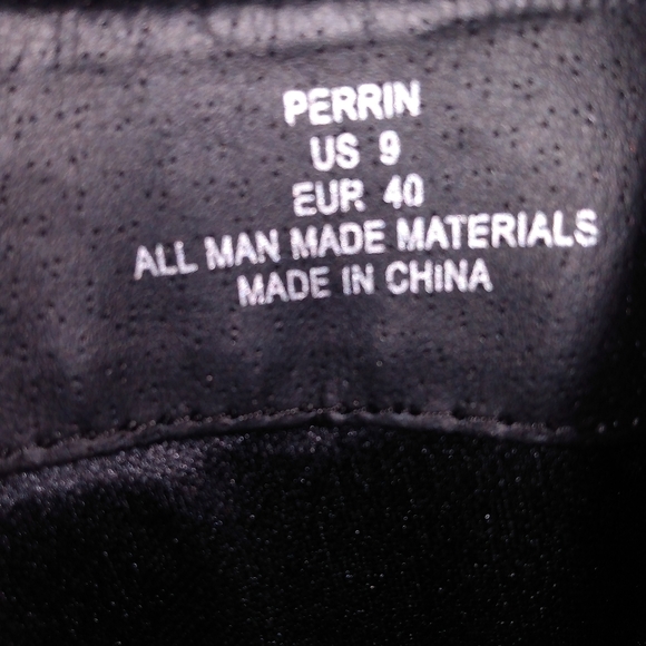 High Heeled Women's Boots - Picture 2 of 6